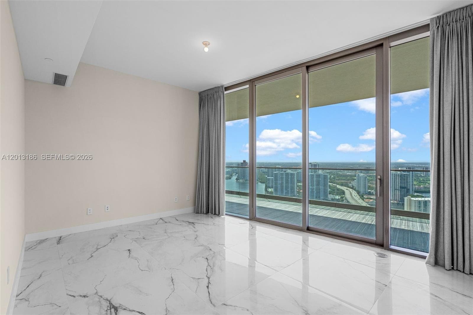 18975 Collins Ave 3605 photo 17