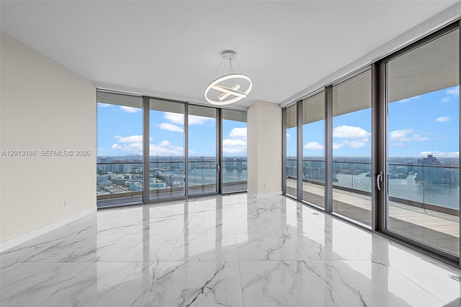 18975 Collins Ave 3605 photo 9