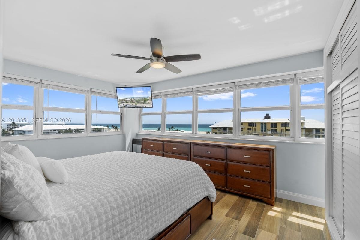 1920 Ocean Dr 701 photo 11