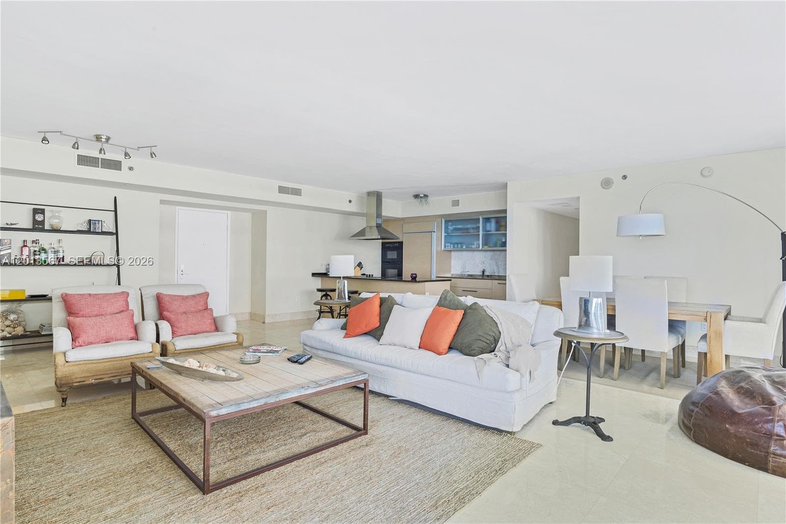 1850 S Ocean Dr 1410 photo 3