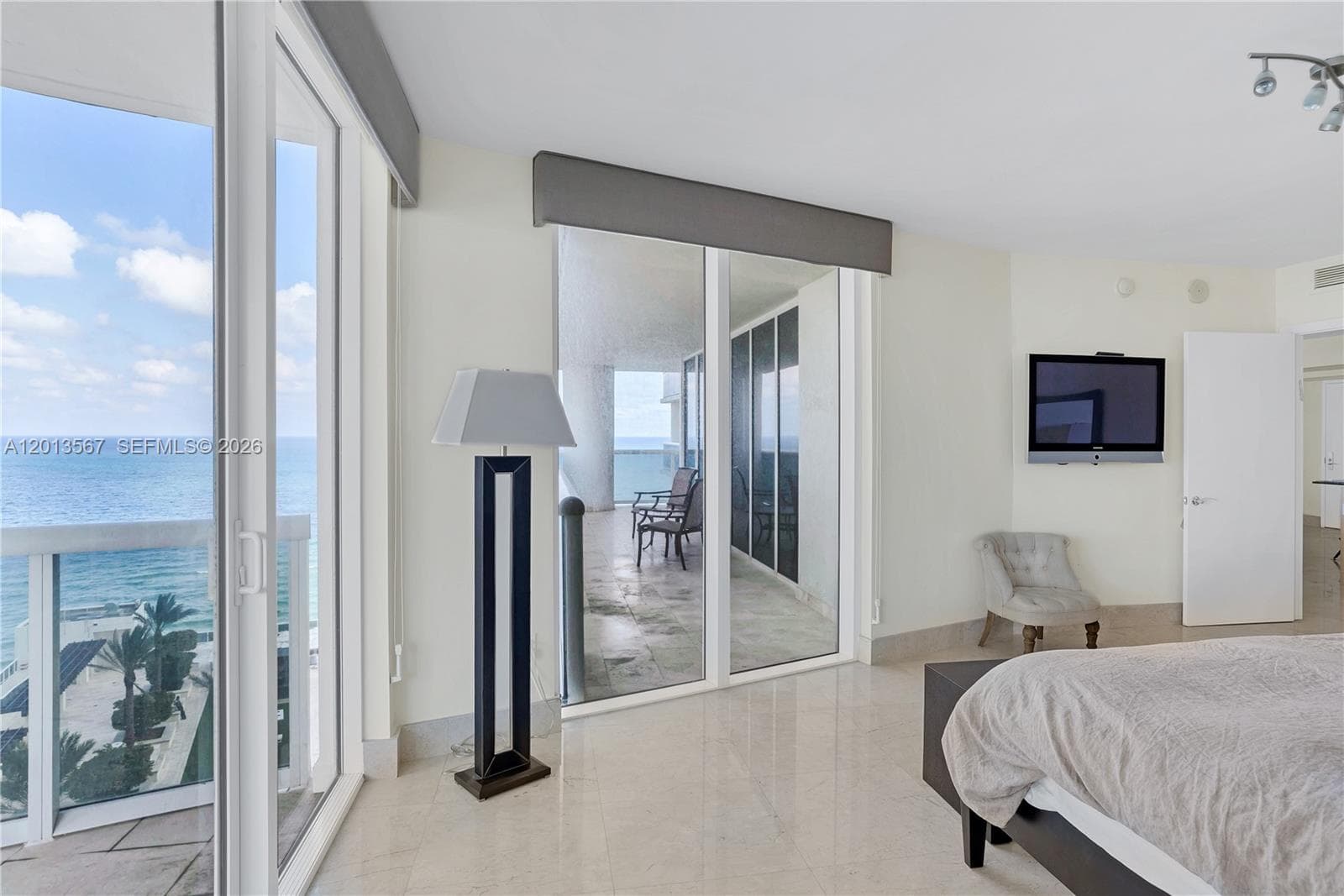 1850 S Ocean Dr 1410 photo 18