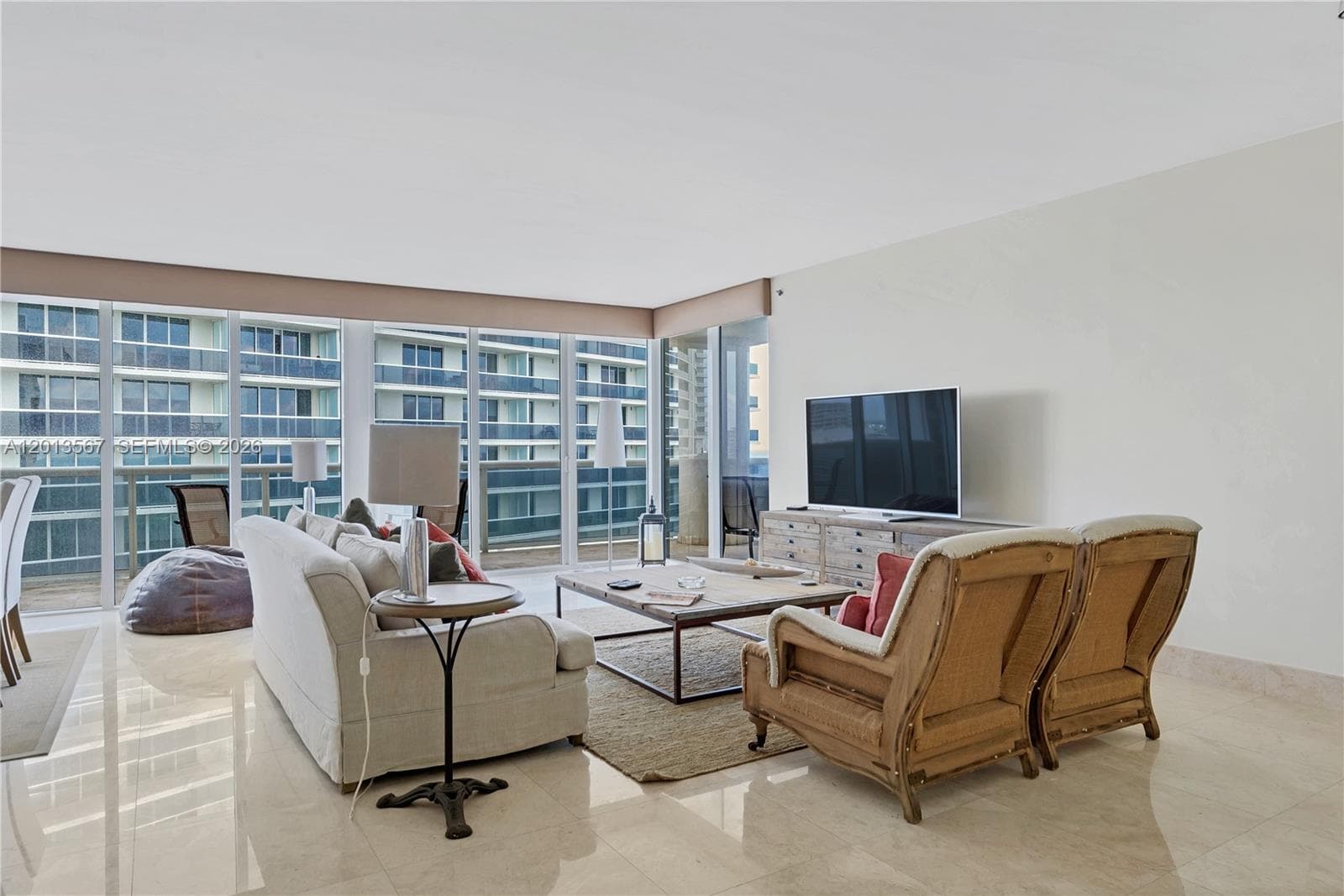 1850 S Ocean Dr 1410 photo 4