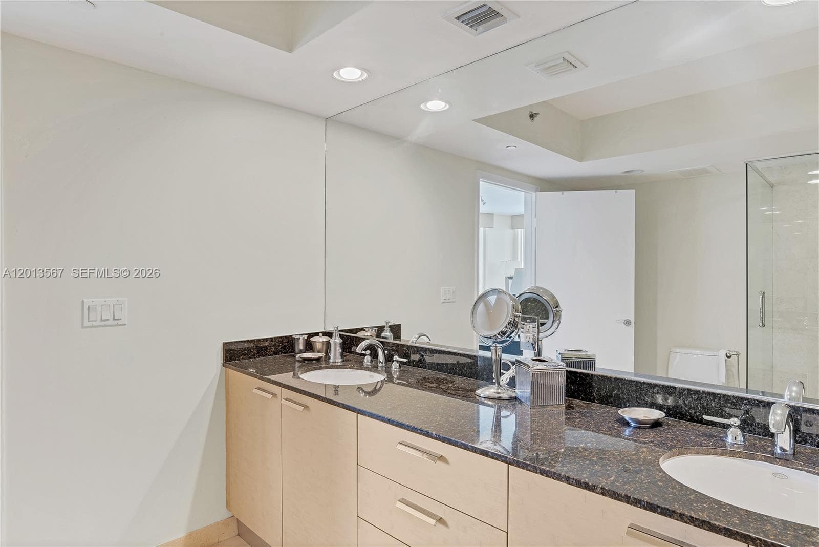 1850 S Ocean Dr 1410 photo 21