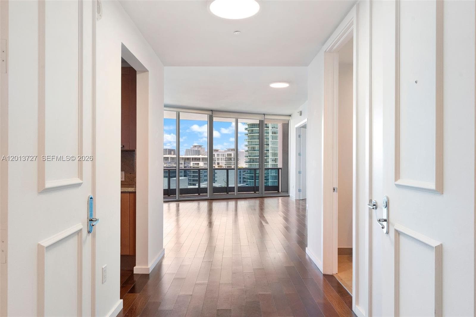5959 Collins Ave 1101 photo 23