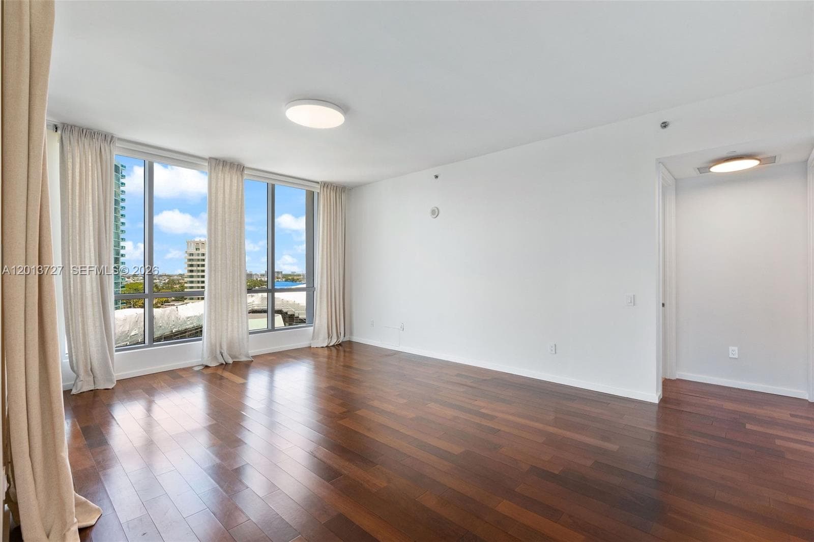 5959 Collins Ave 1101 photo 10