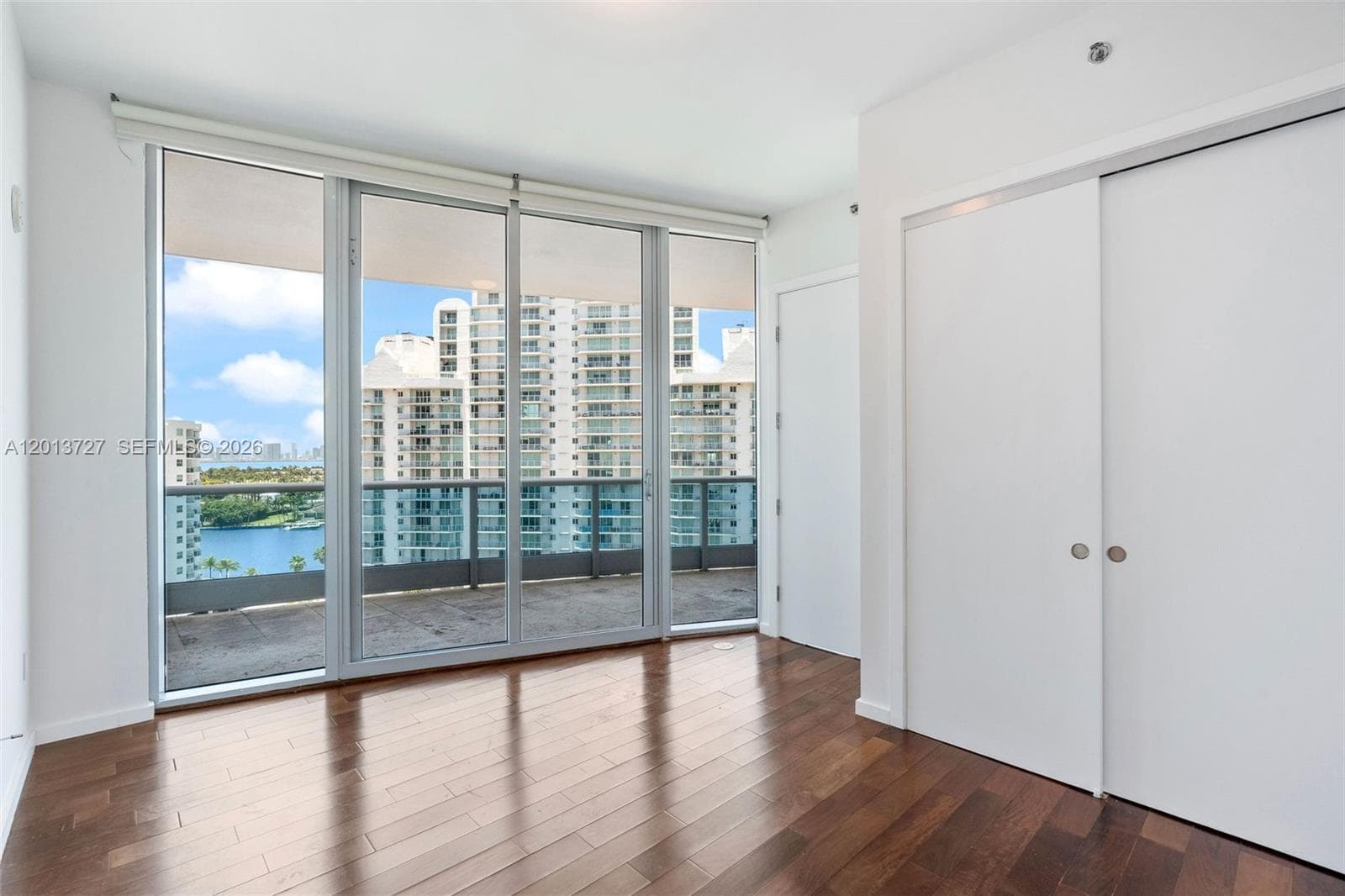5959 Collins Ave 1101 photo 19