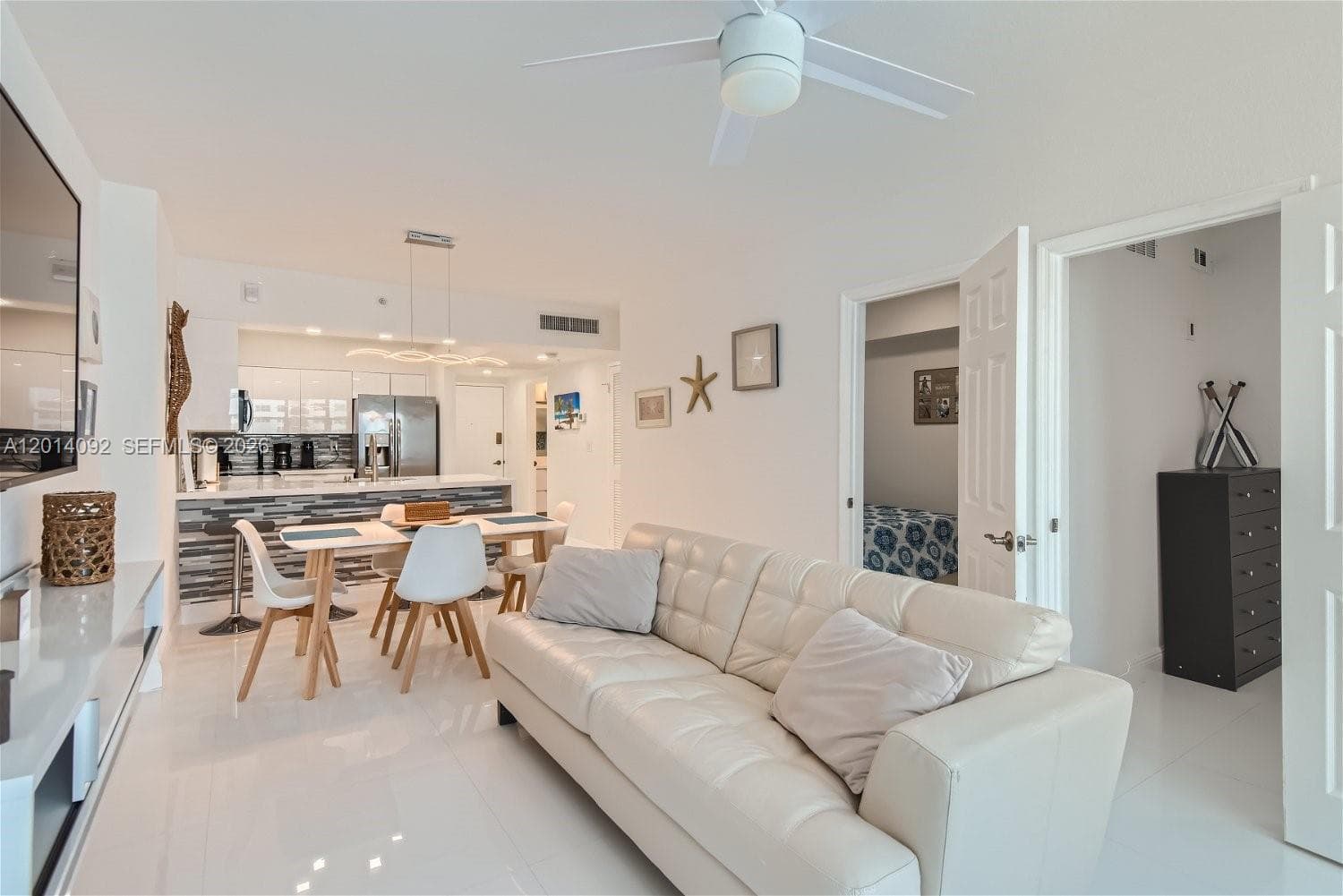 2501 S Ocean Dr 1103 photo 3