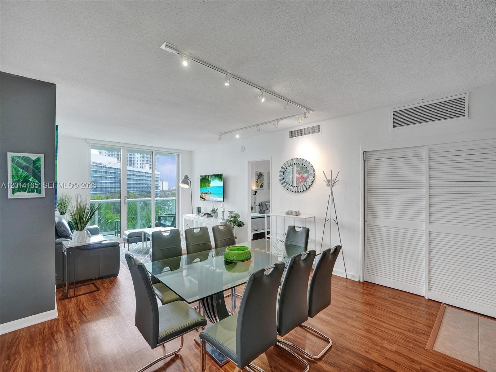 3901 Ocean Dr 6V photo 8