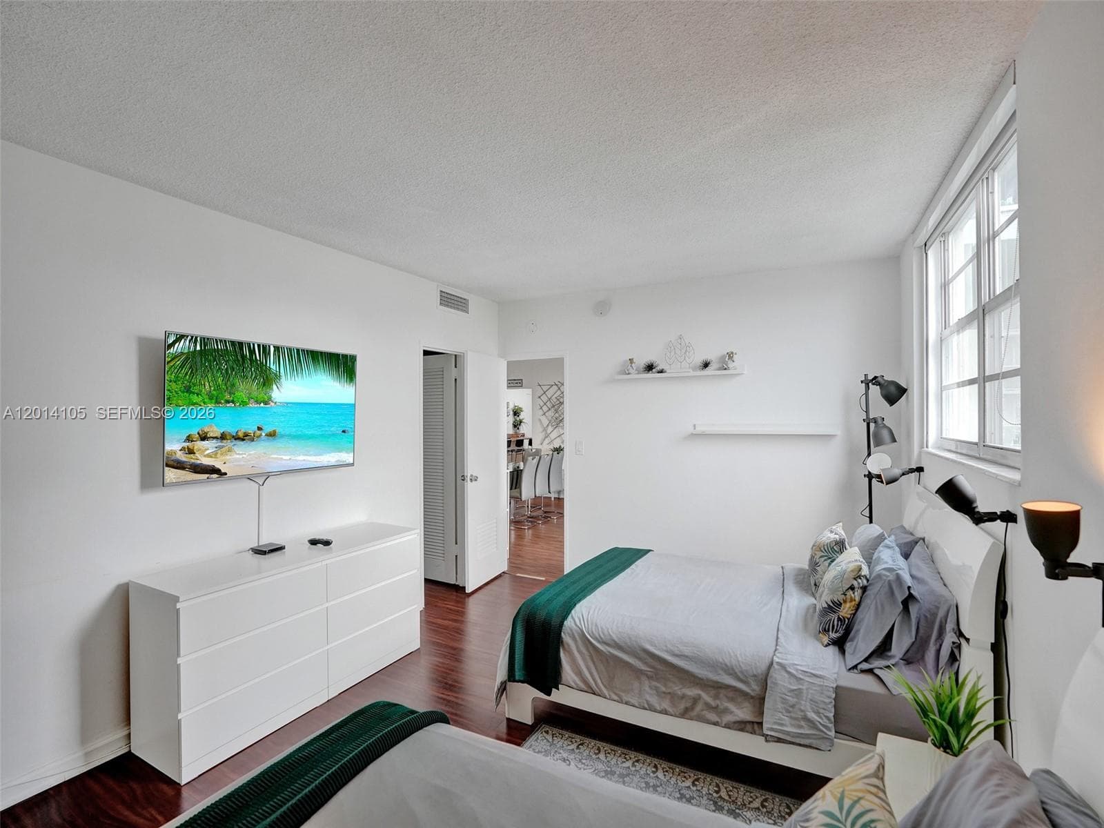 3901 Ocean Dr 6V photo 25