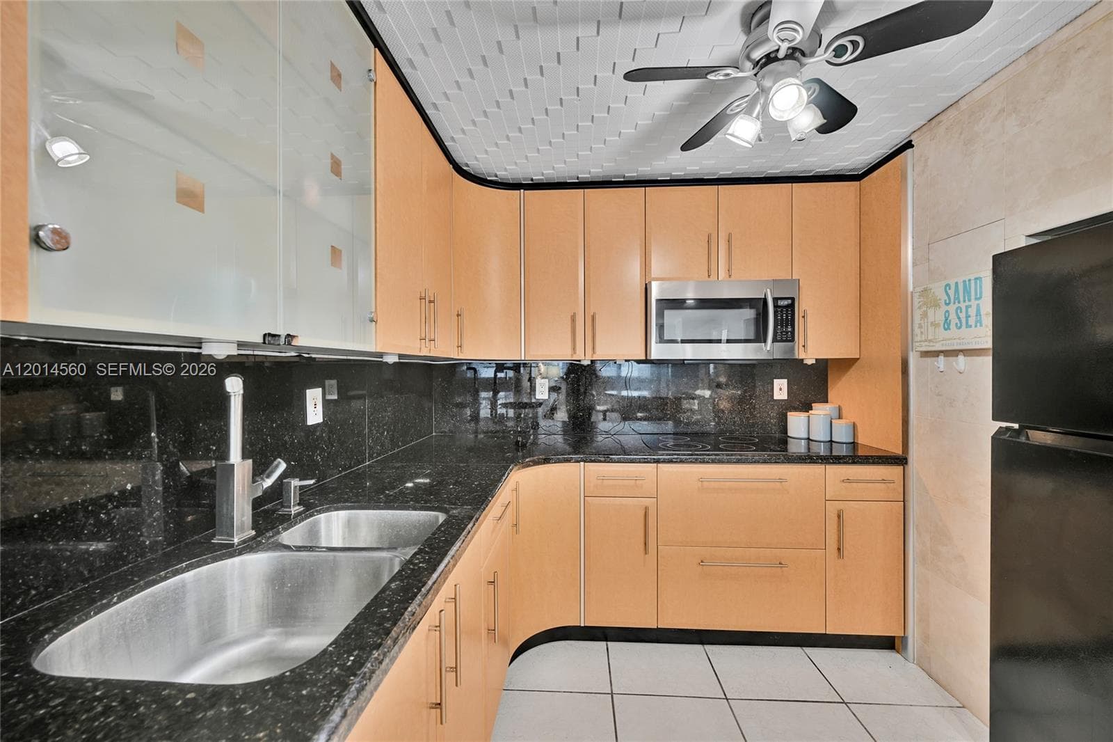 6039 Collins Ave 621 photo 3