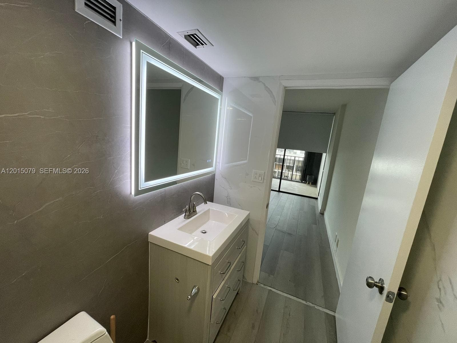 1901 Brickell Ave B2104 photo 10