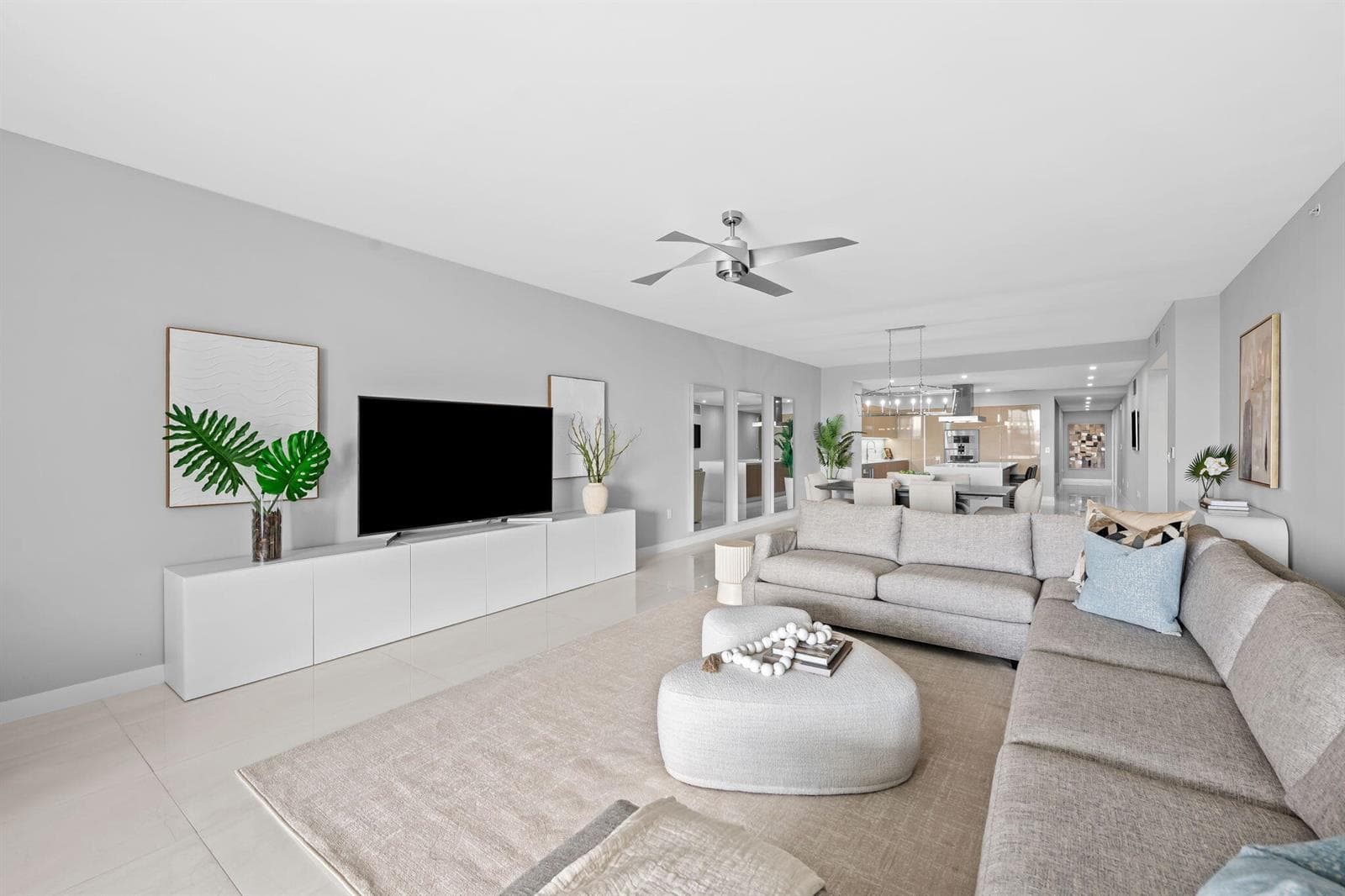435 Bayshore Drive 302 photo 12