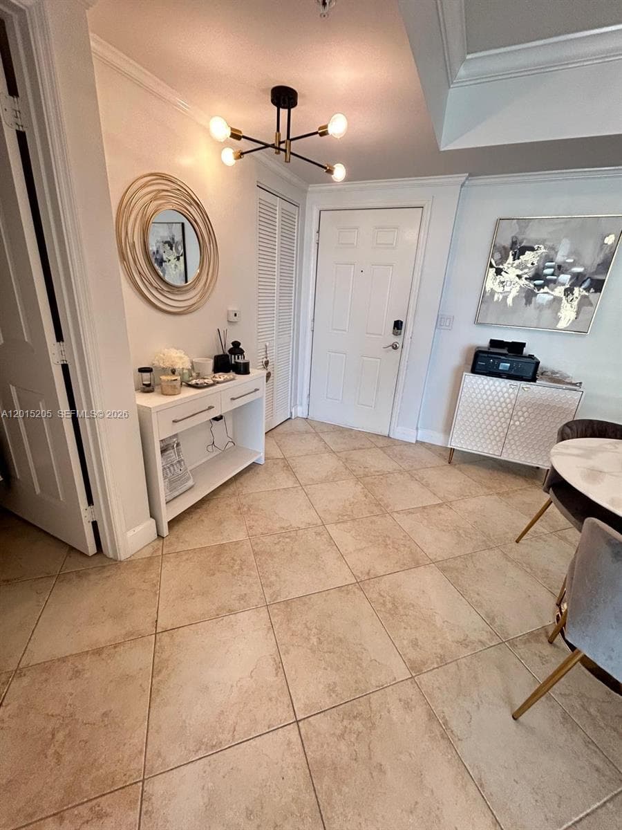 625 Casa Loma Blvd 1009 photo 6