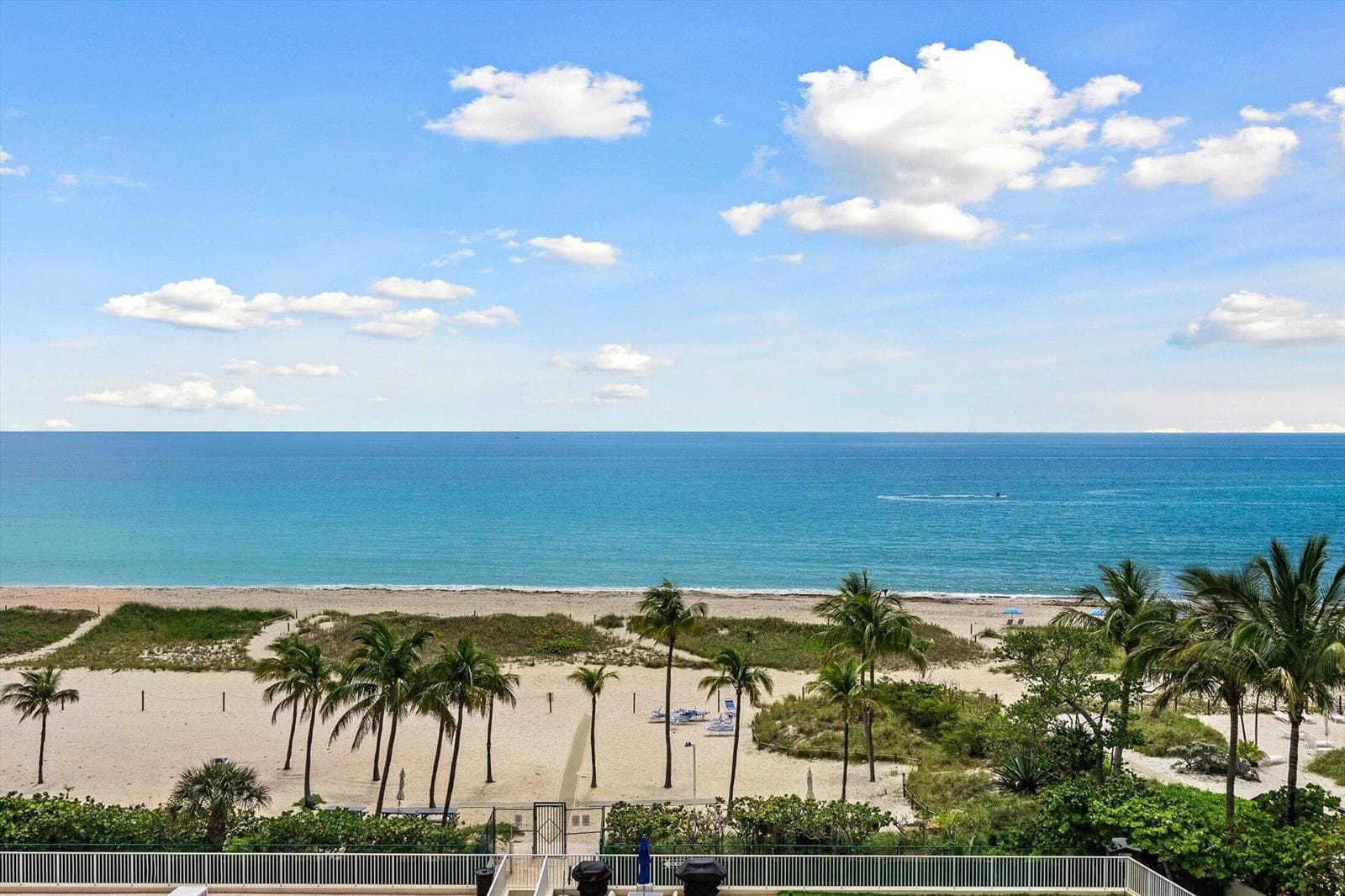 750 N Ocean Boulevard 710 photo 2