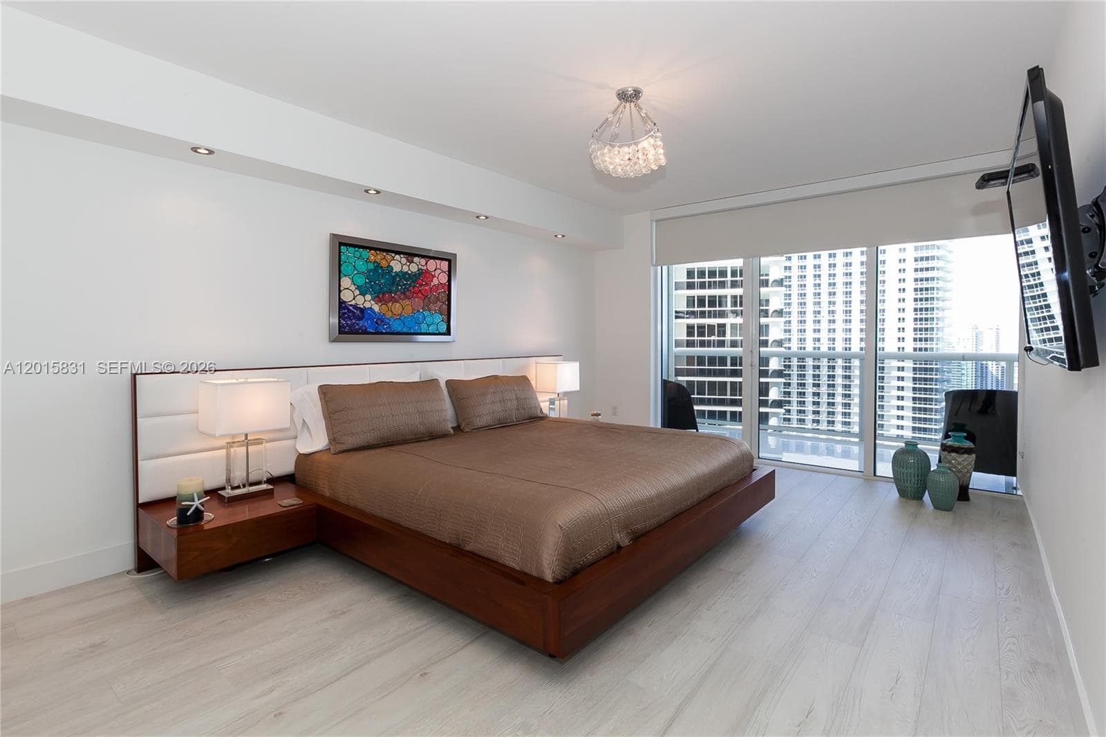 1830 Ocean Dr 3711 photo 8