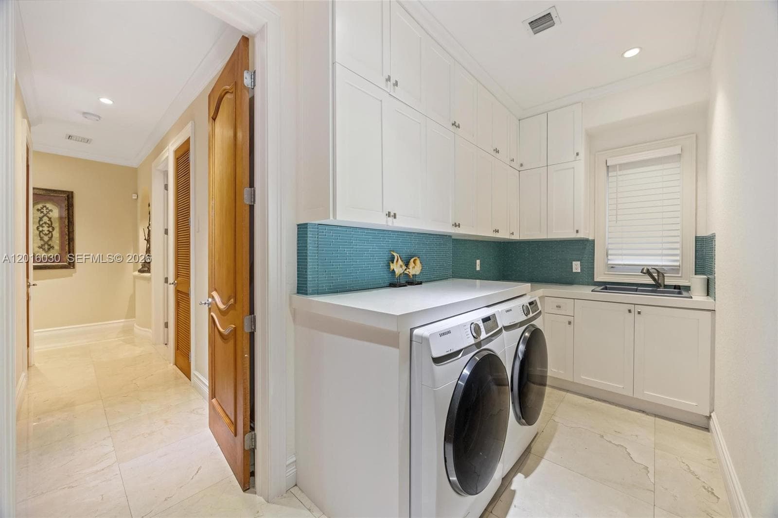 11011 Marin Street photo 19