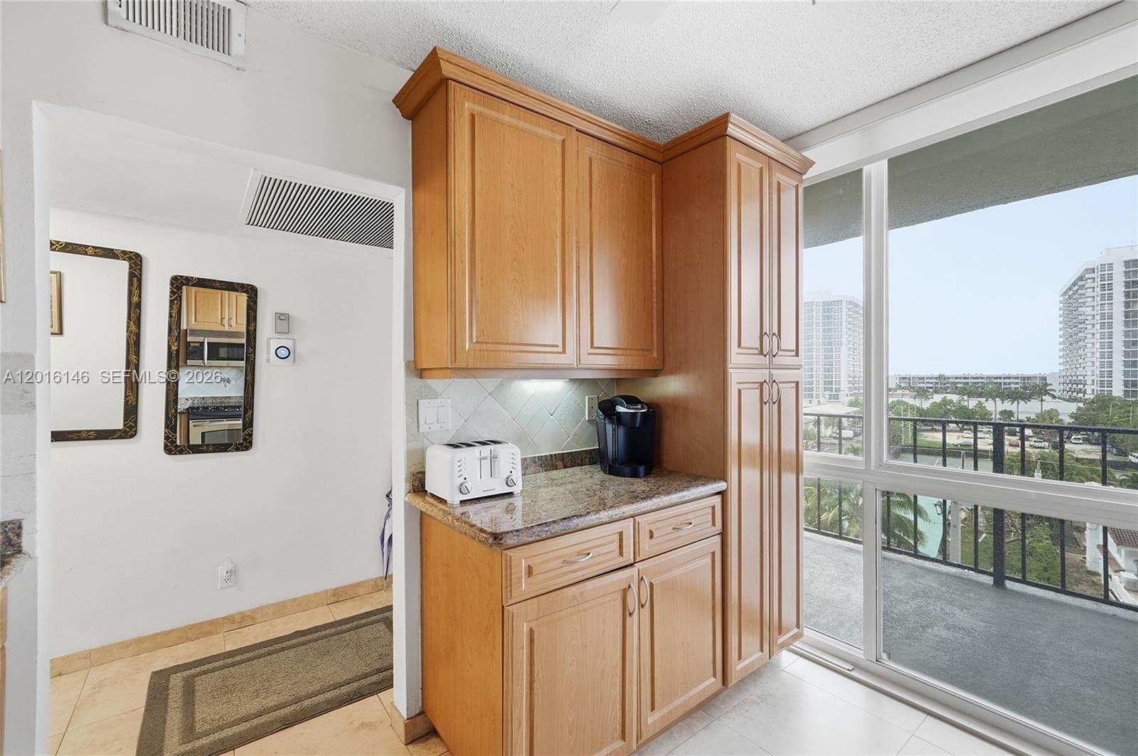 521 Riverside Dr 606 photo 7