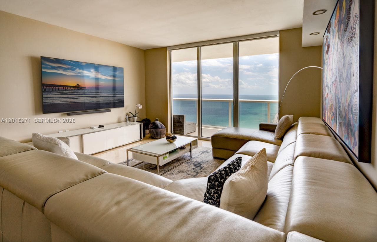 1830 S Ocean Dr 4903 photo 21
