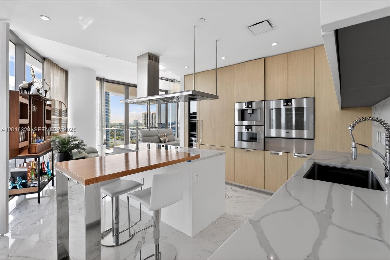 15701 Collins Ave 805 photo 17