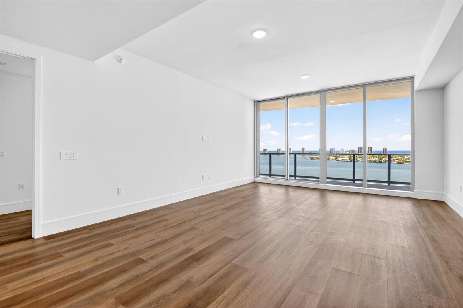 220 Lake Shore Drive 1808 photo 9