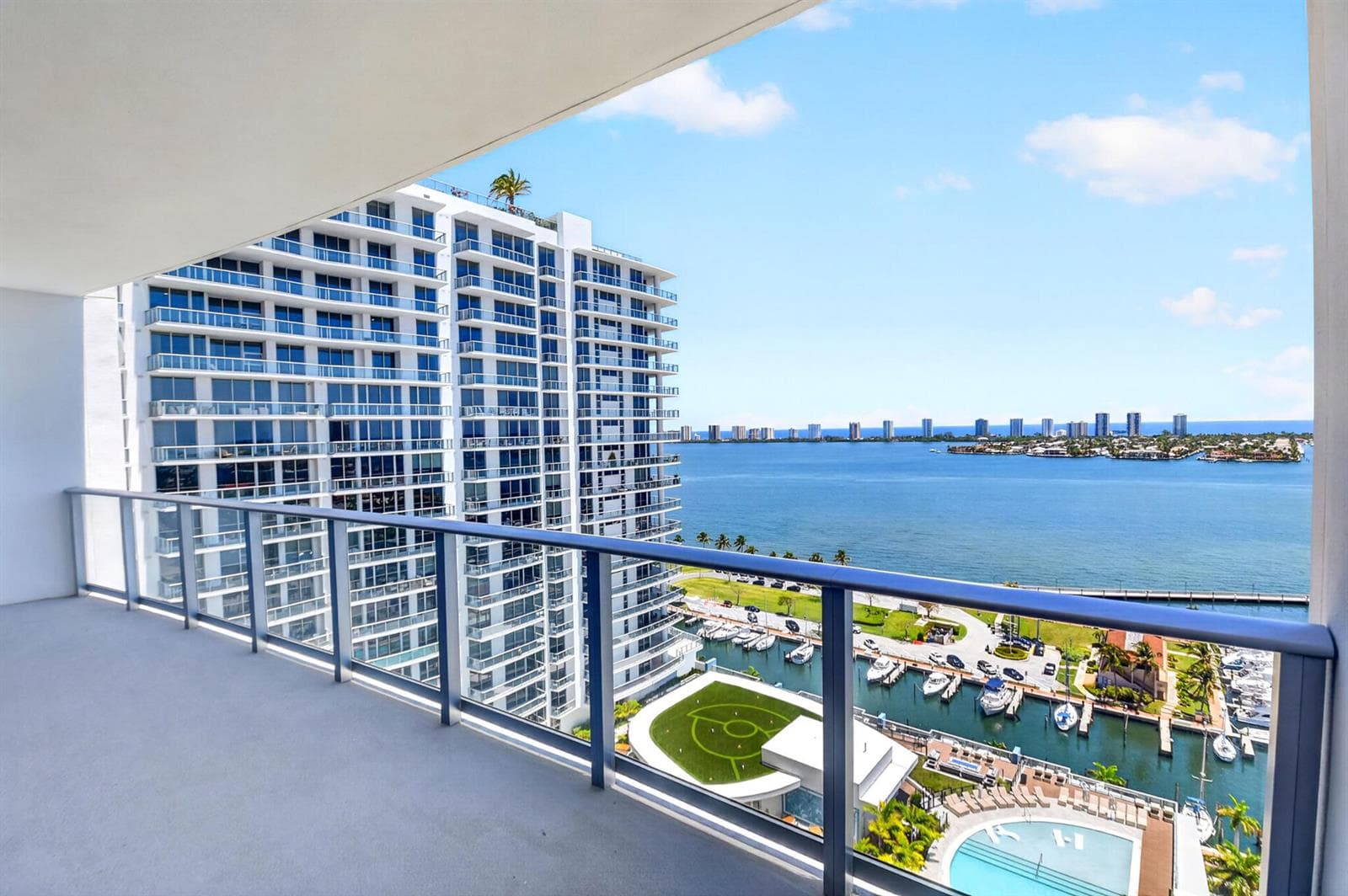 220 Lake Shore Drive 1808 photo 10