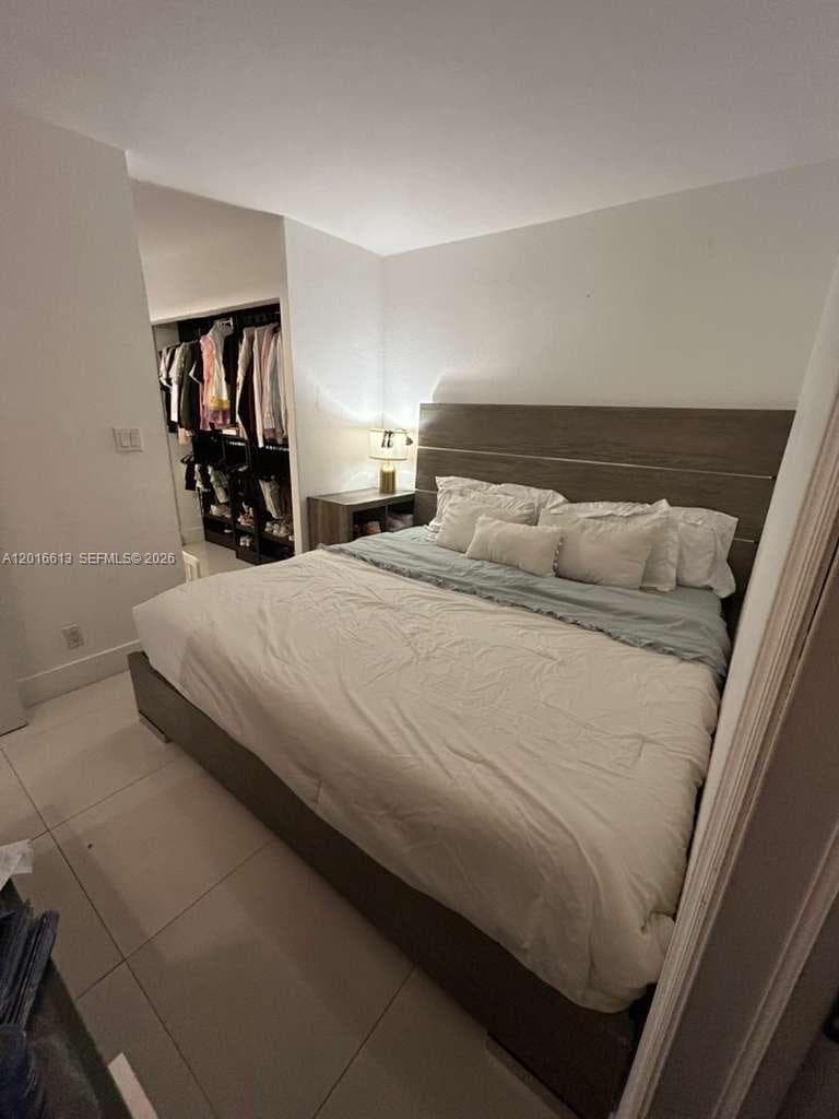 2903 N Miami Beach Blvd 906 photo 23