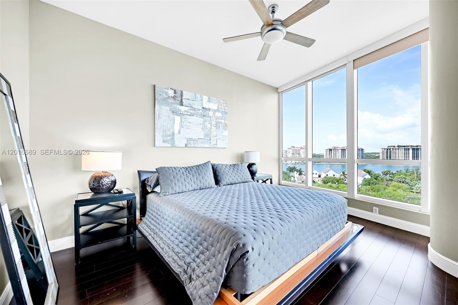 100 S Pointe Dr 801 photo 7