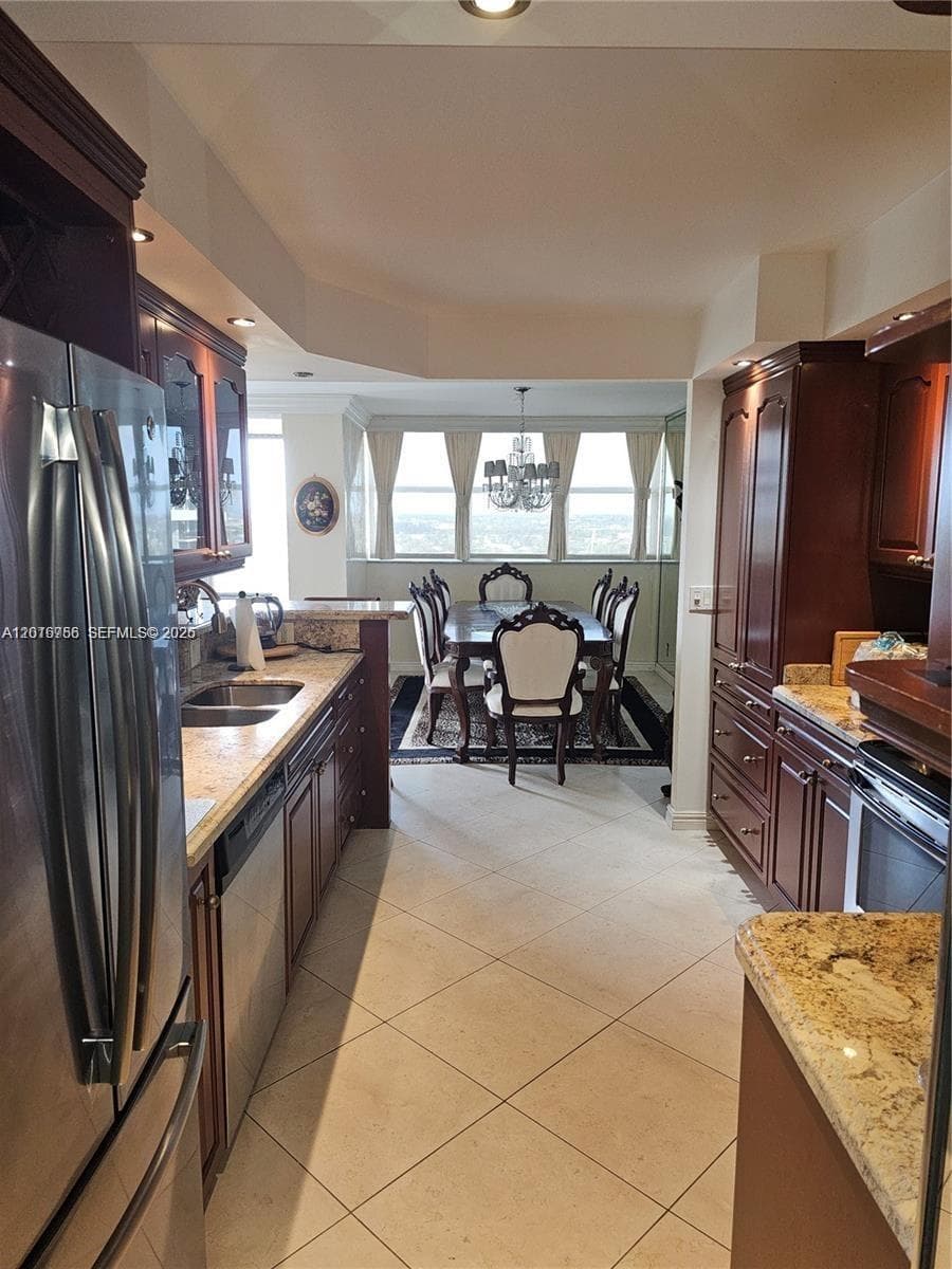2049 S Ocean Dr PH1 photo 2