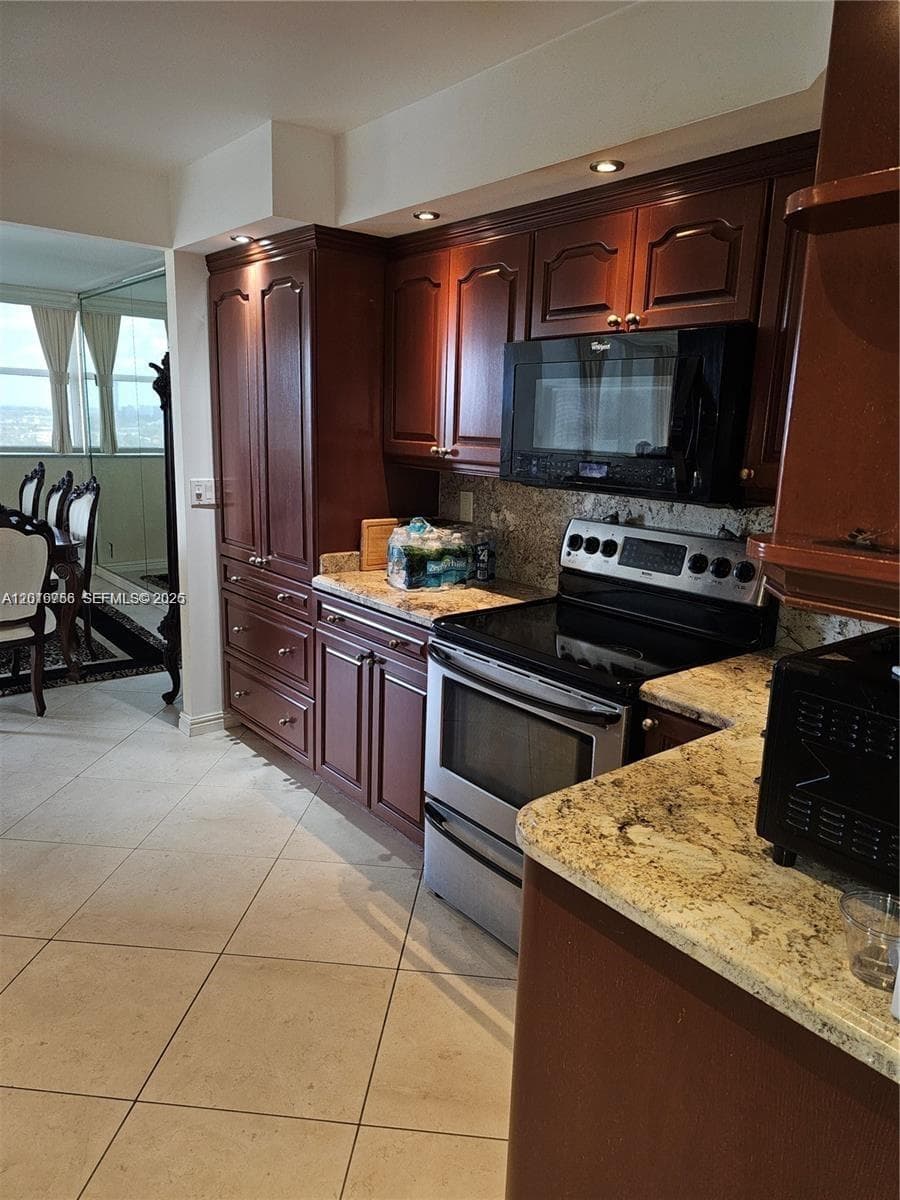 2049 S Ocean Dr PH1 photo 3