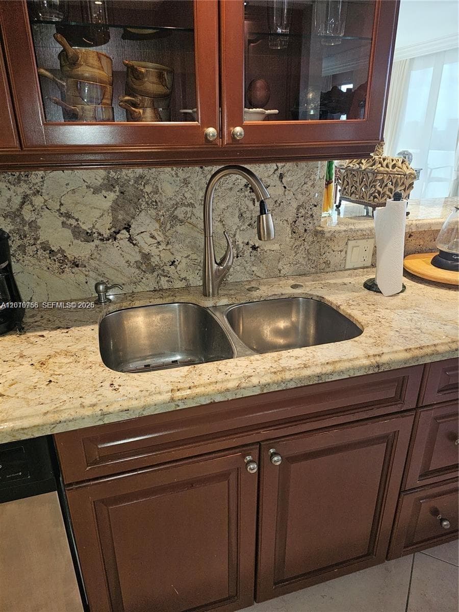 2049 S Ocean Dr PH1 photo 19