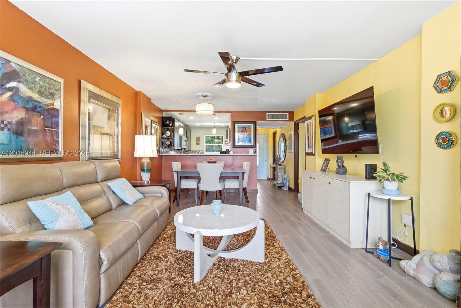 111 Royal Park Dr 2E photo 10