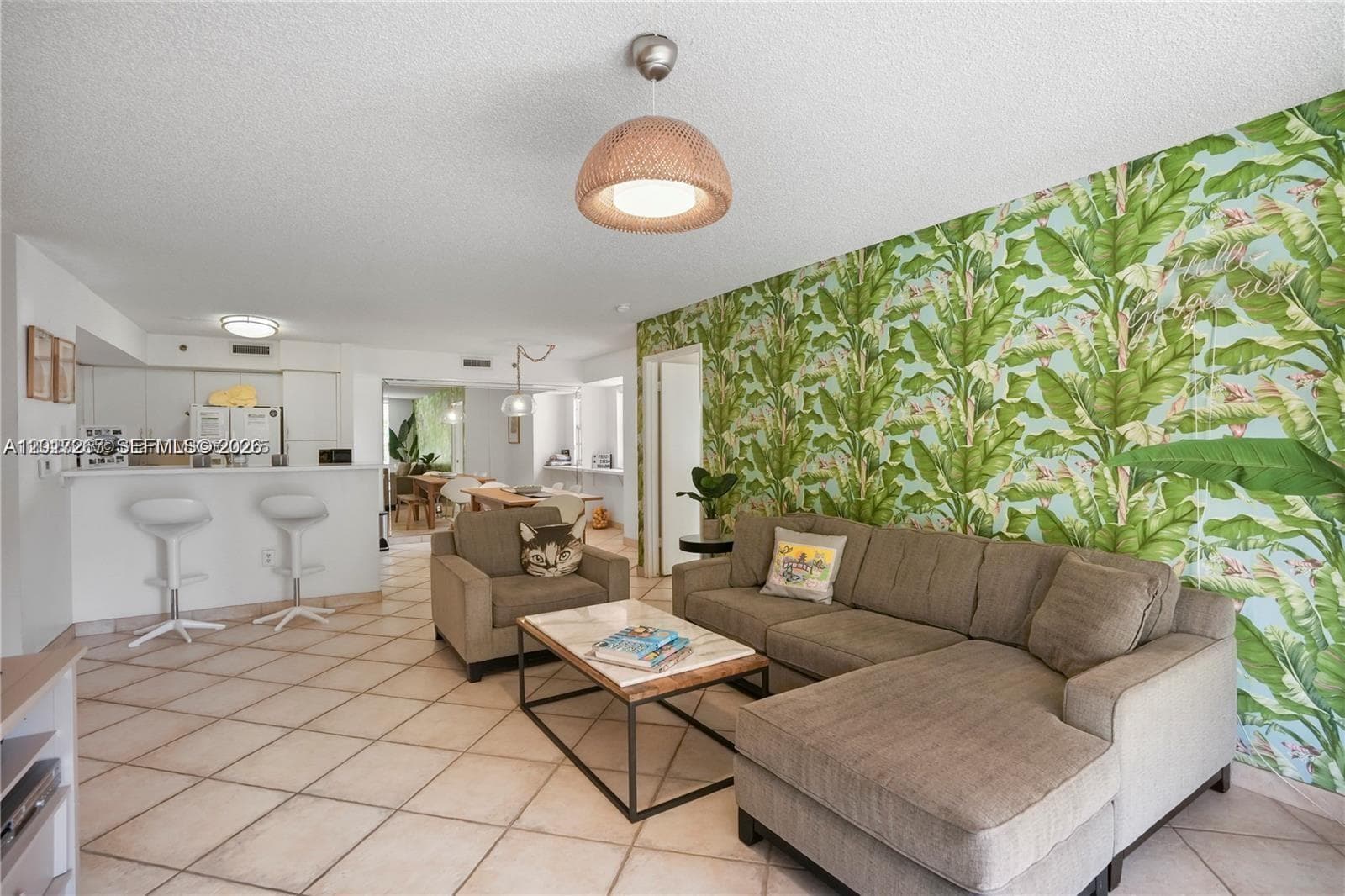 19555 E Country Club Dr 8502 photo 4