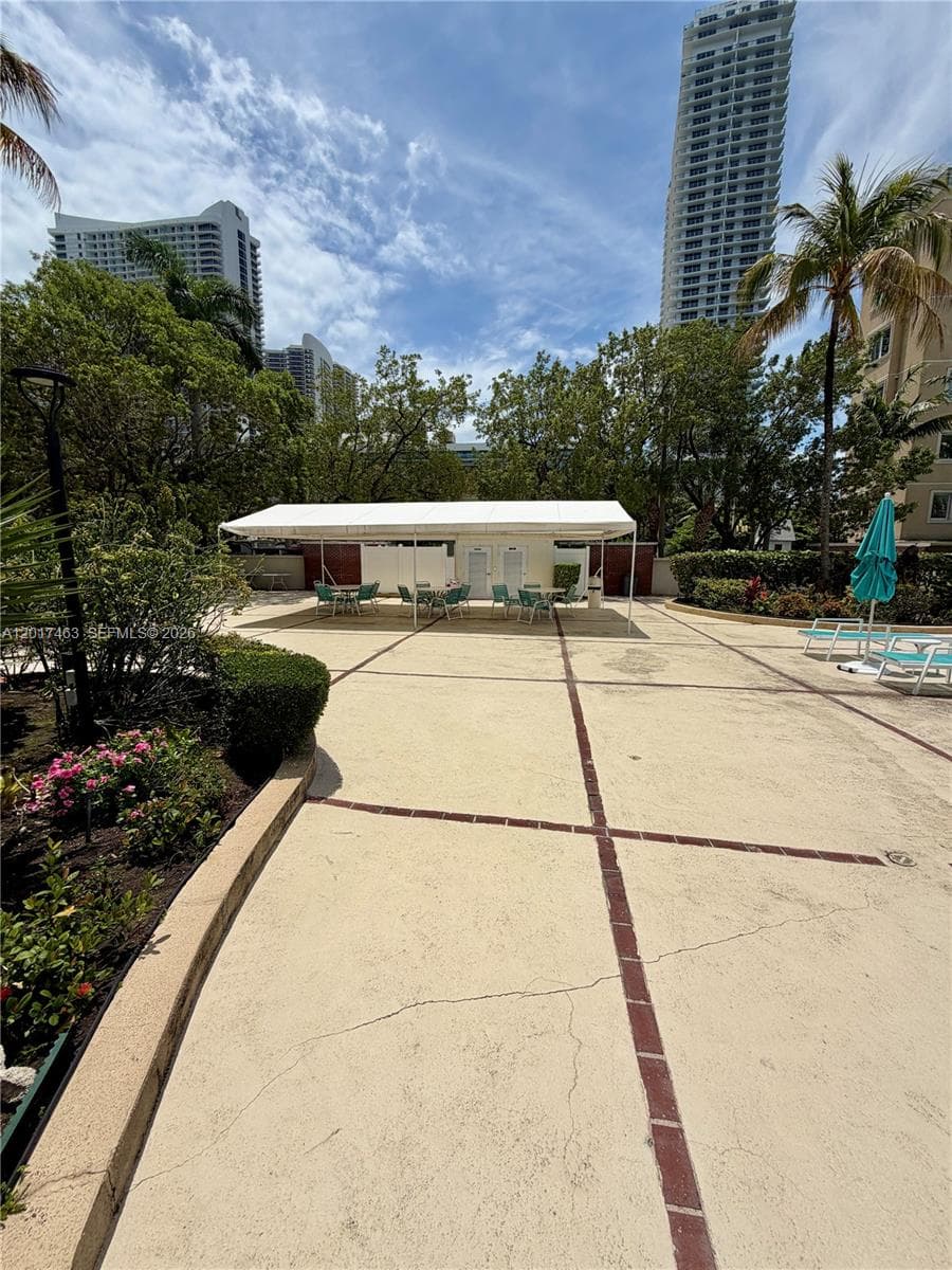 3800 S Ocean Dr 1208 photo 18