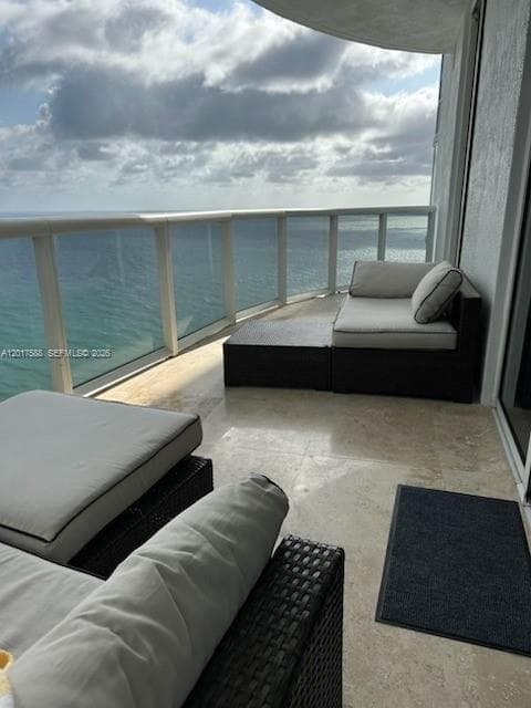 15811 Collins Ave 2102 photo 8