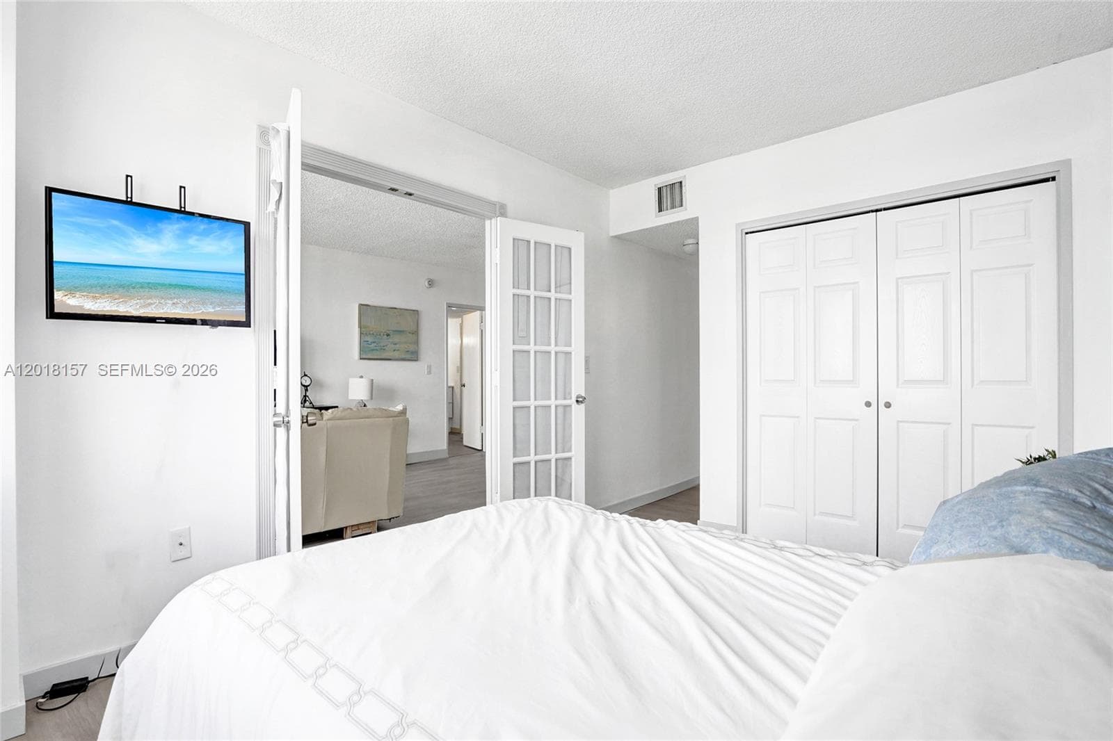 3725 S Ocean Dr 1419 photo 14