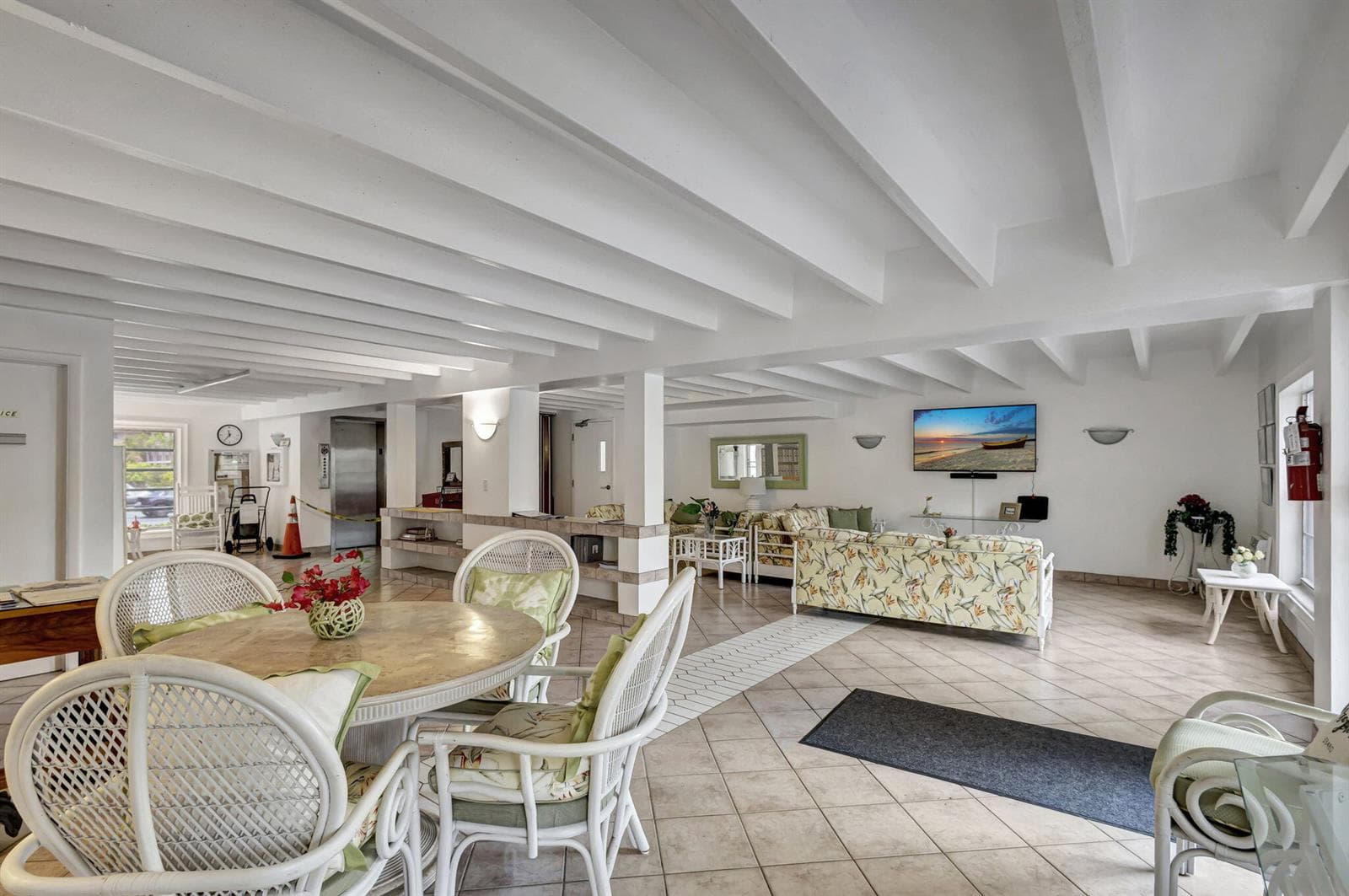 4001 S Ocean Boulevard 218 photo 20