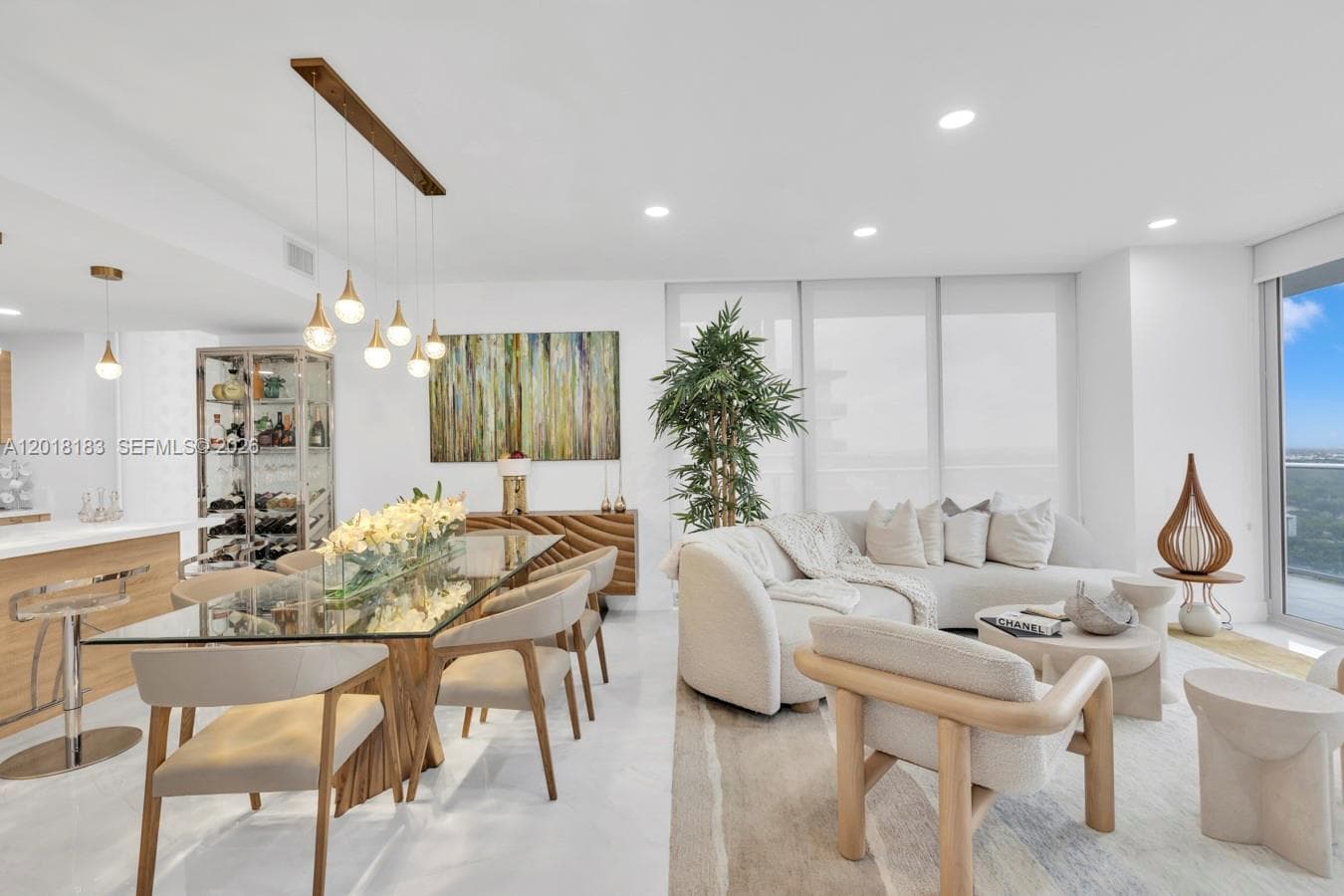16385 Biscayne Blvd 2101 photo 2