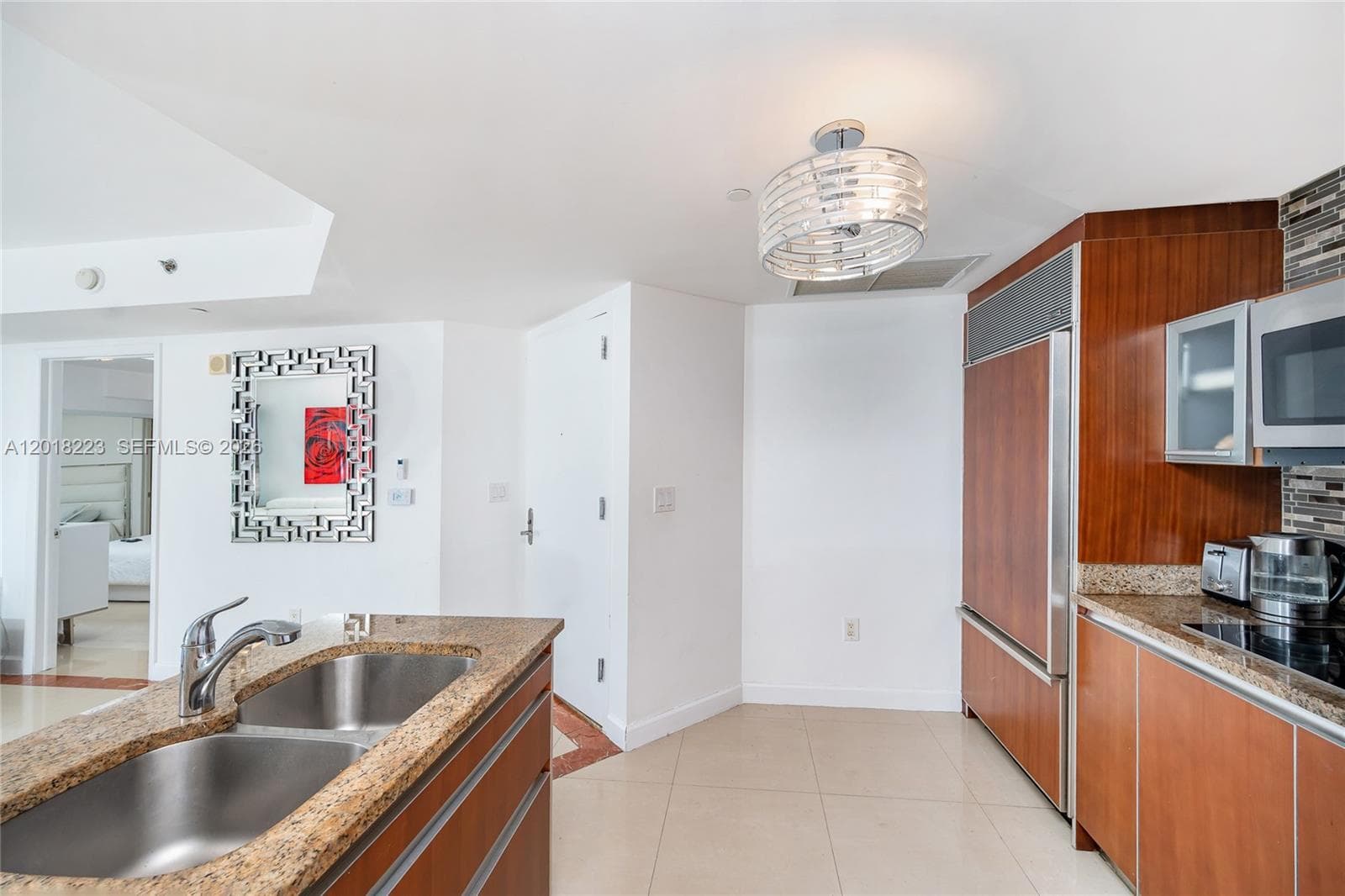 17201 Collins Ave 506 photo 8