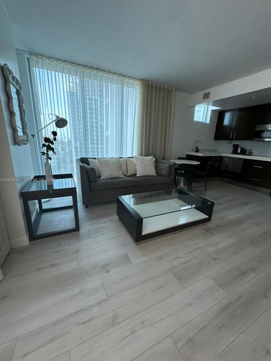 17315 Collins Ave 2006 photo 17