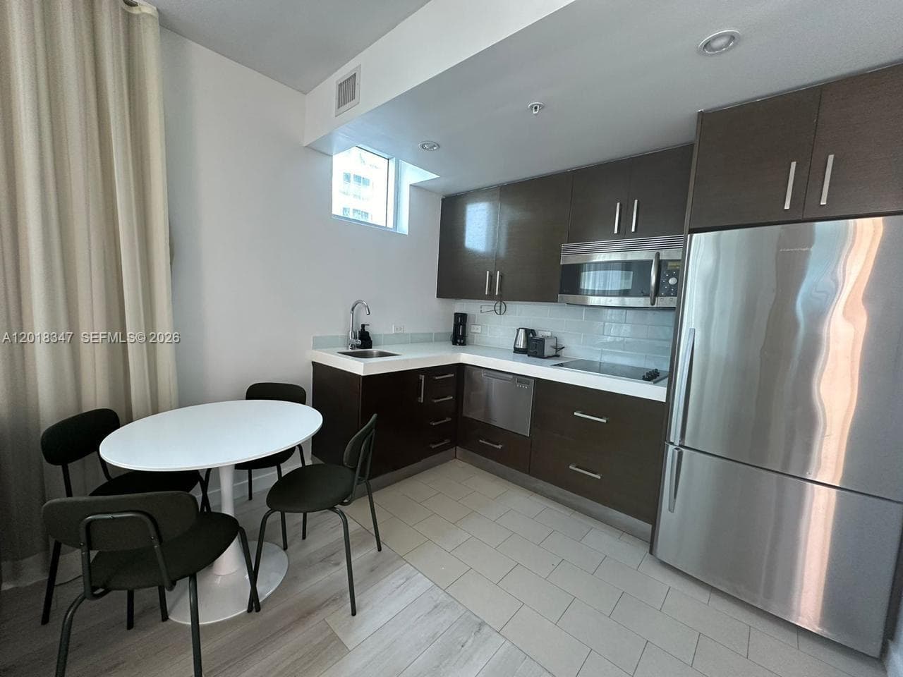 17315 Collins Ave 2006 photo 11