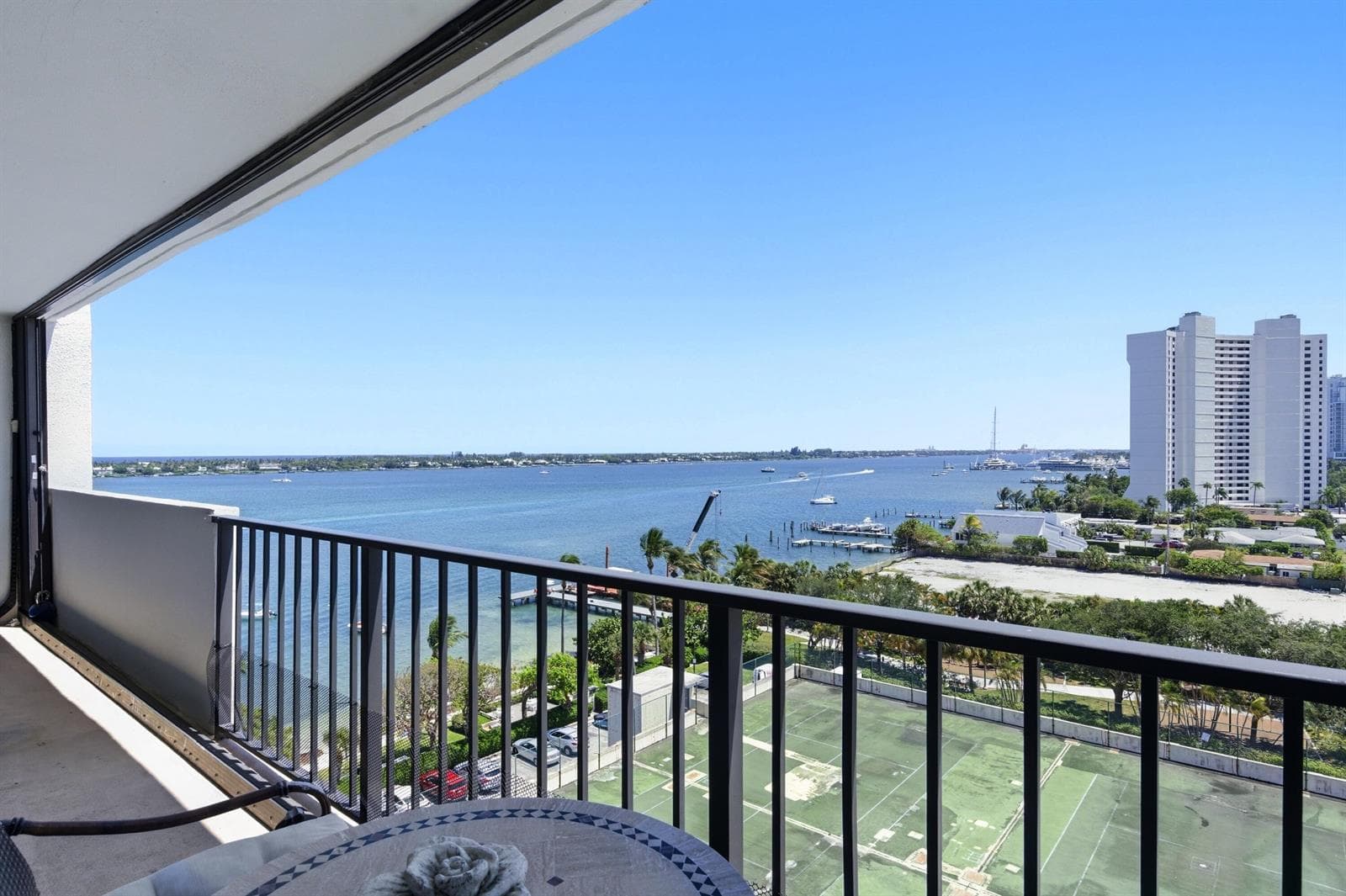 5600 N Flagler Drive Unit 910 photo 9