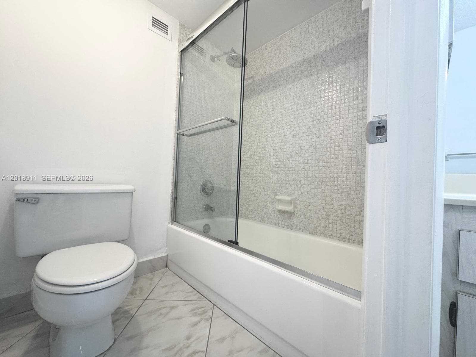 3800 S Ocean Dr 1114 (AVAILABLE NOW) photo 21