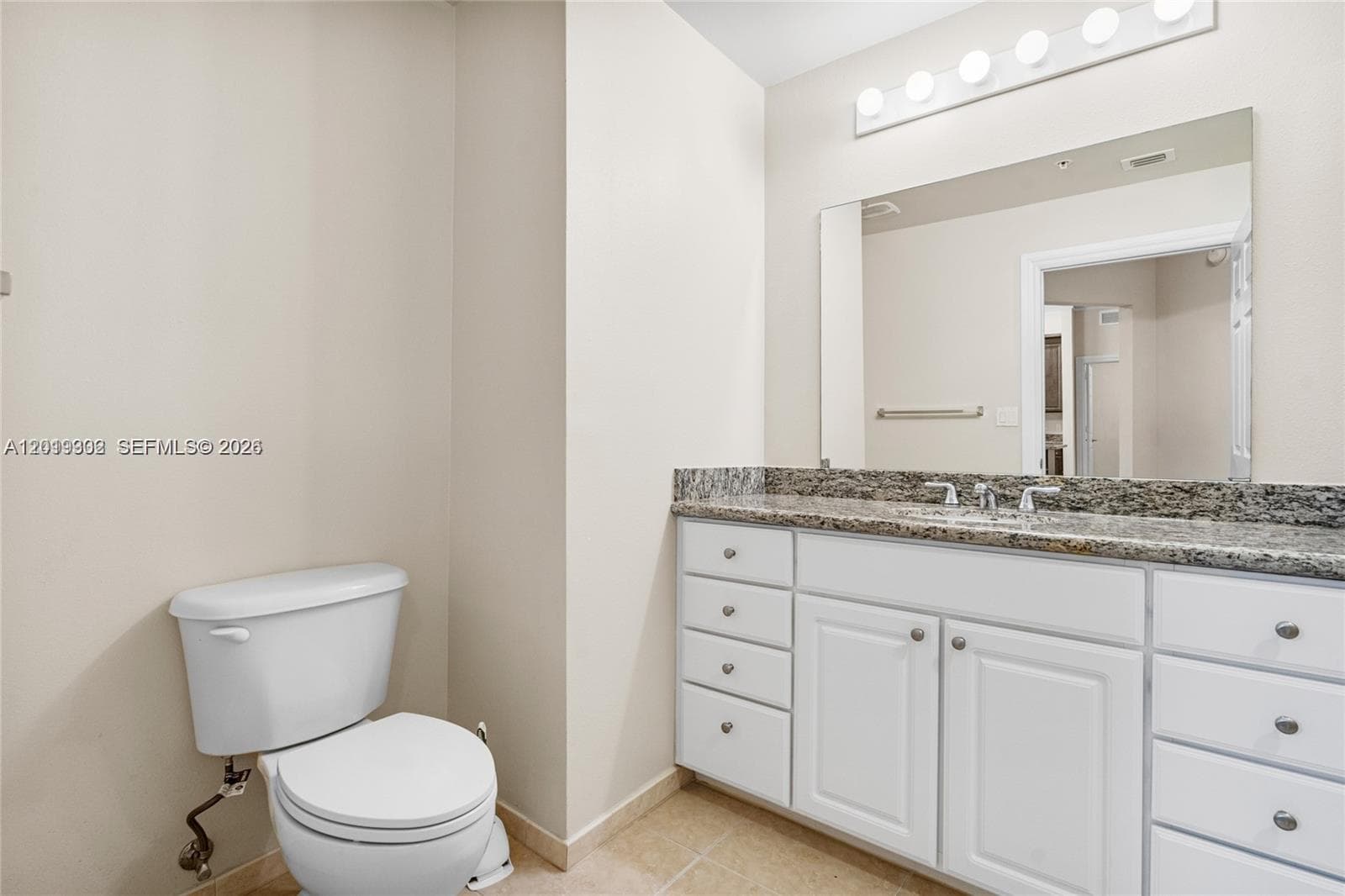 3001 NE 185th St 219 photo 14