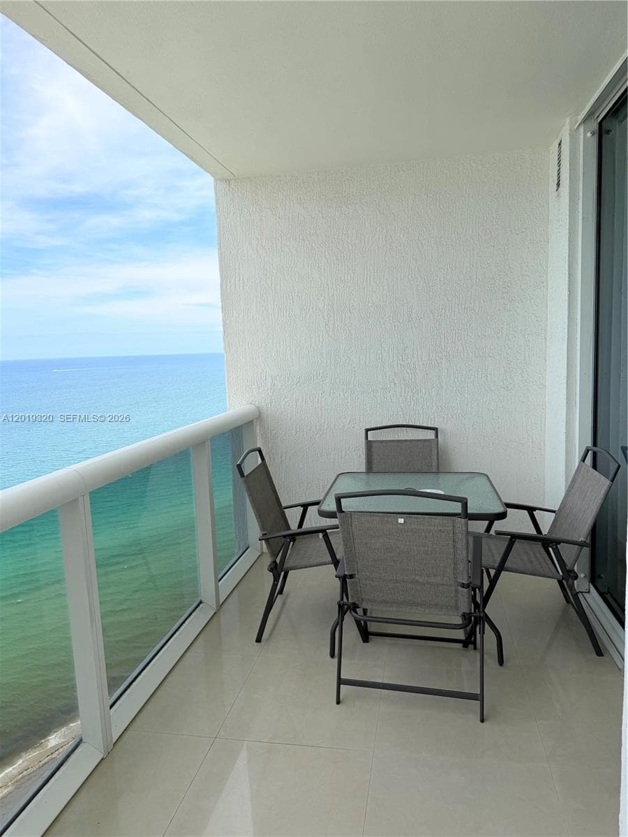 1800 S Ocean Dr 3002 photo 2
