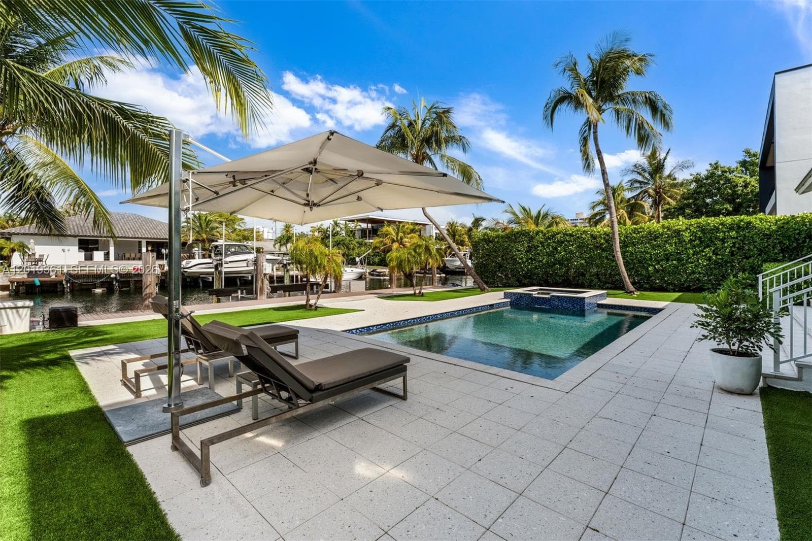 13040 Bayshore Dr photo 23
