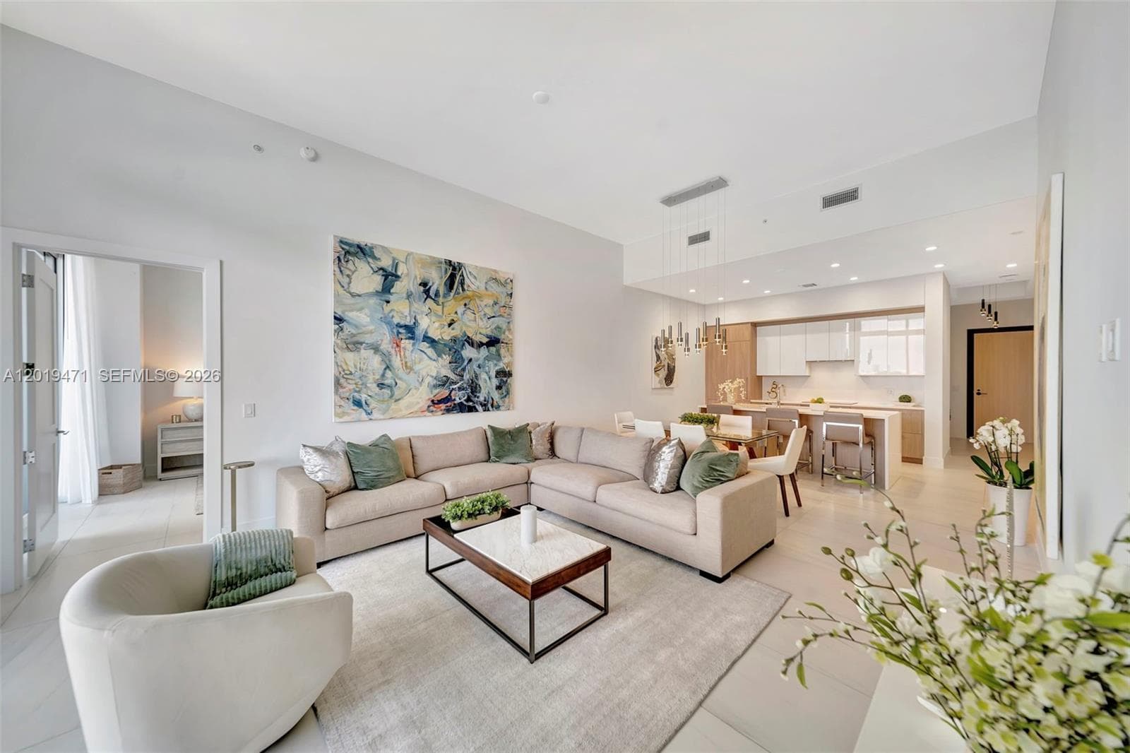 153 Seabreeze 403 photo 16