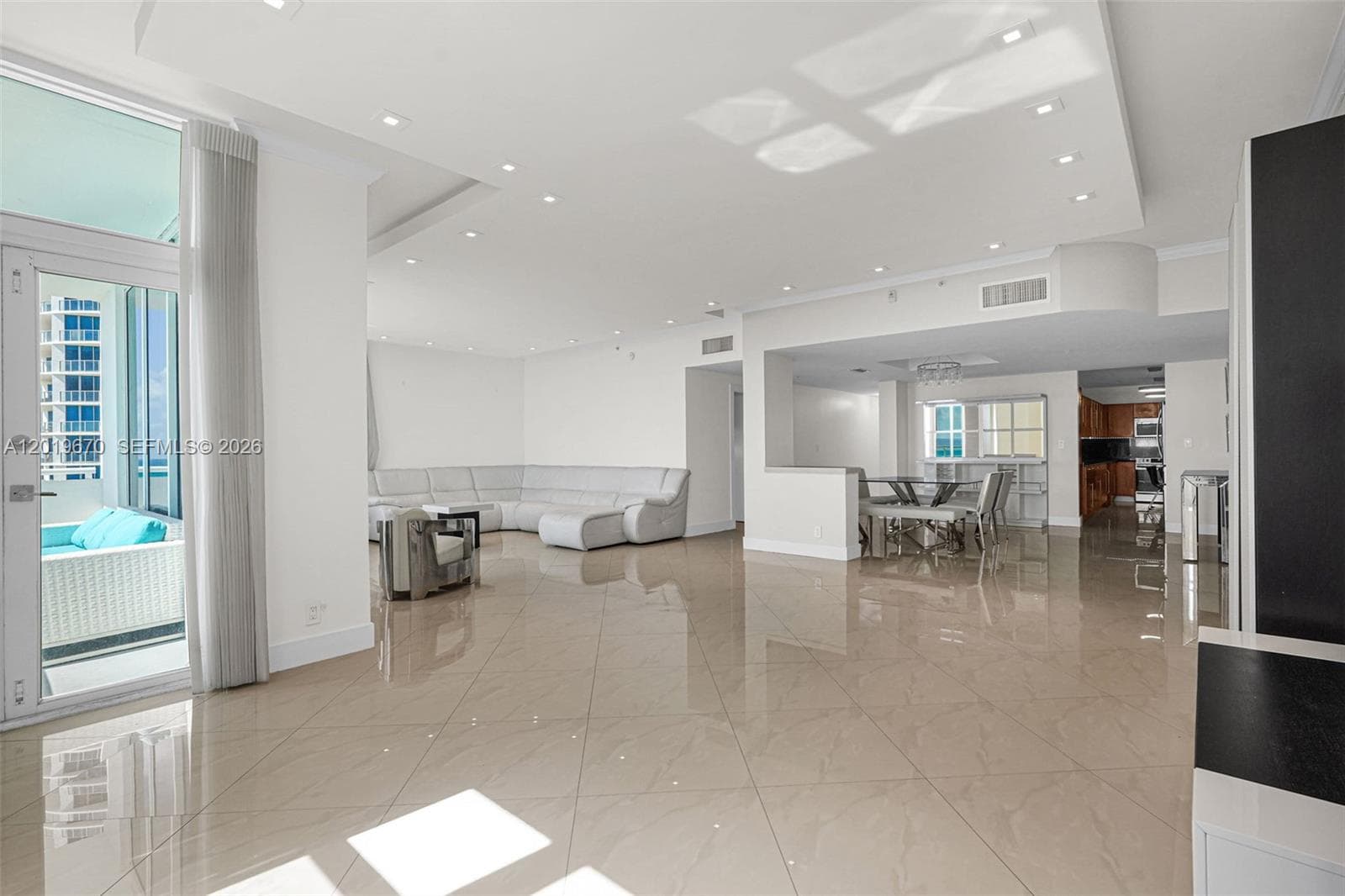 3001 S Ocean Dr 1611 photo 3