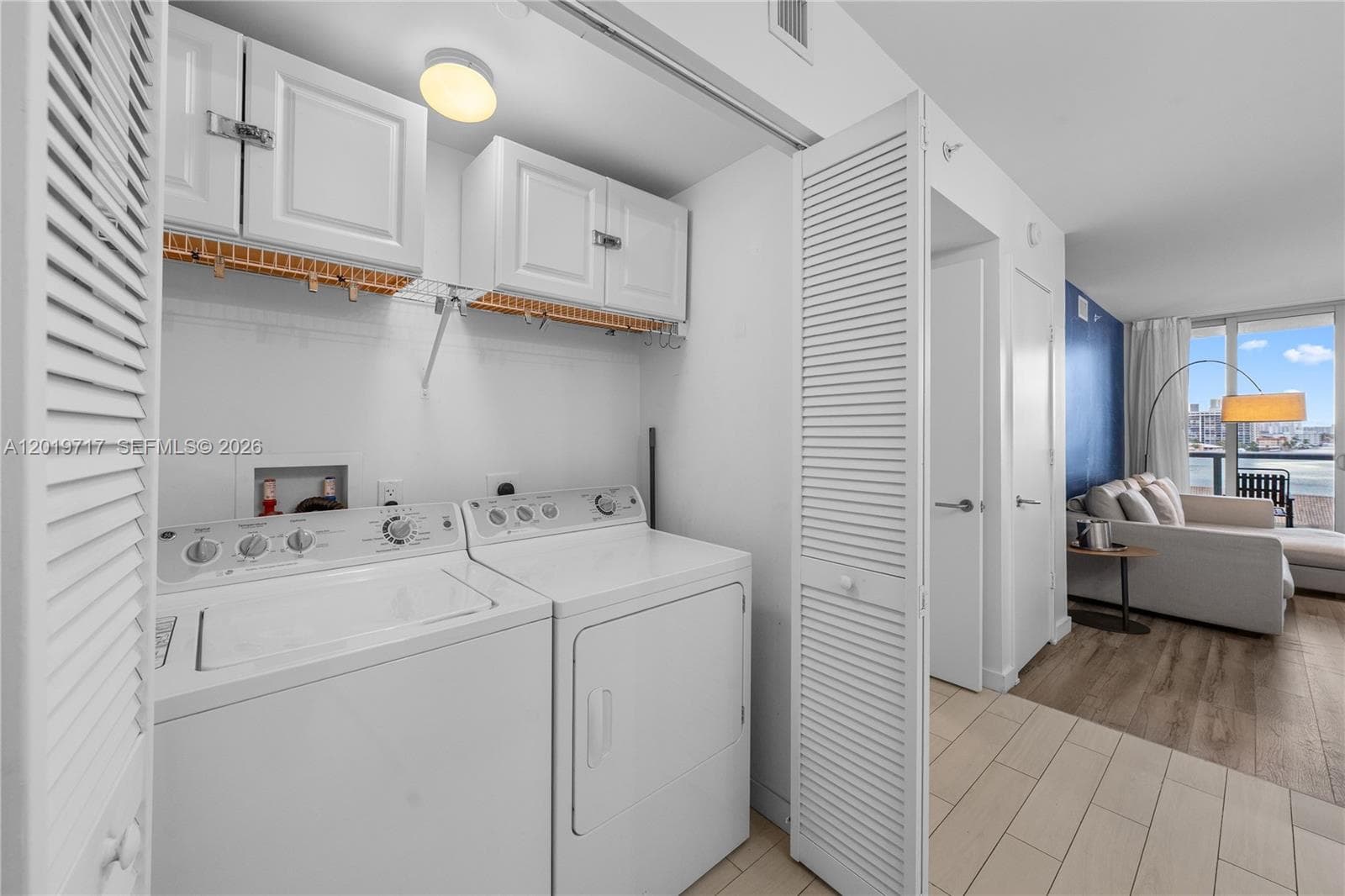 2602 E Hallandale Beach Blvd R703 photo 23