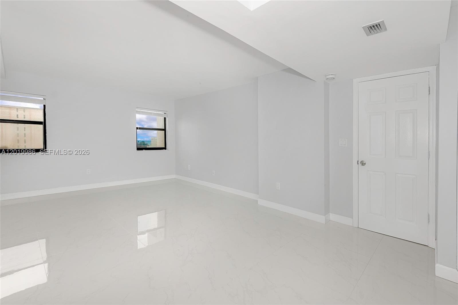 1201 S Ocean Dr 610N photo 17