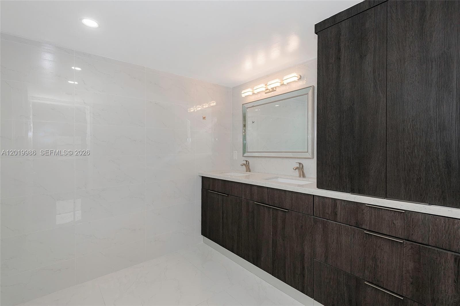 1201 S Ocean Dr 610N photo 25